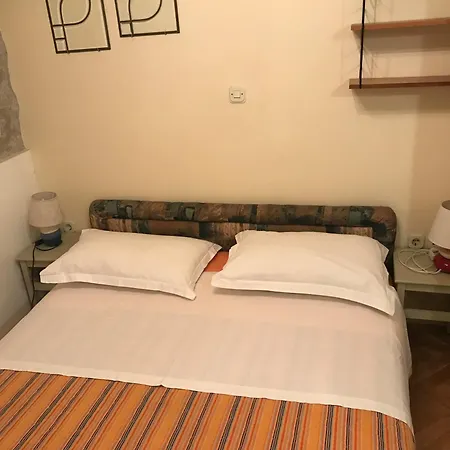 بيت ضيافة Anthea 3*